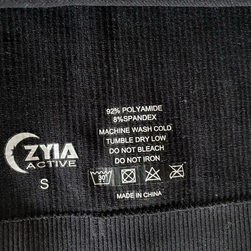 Zyia Black Peak Performance Hoodie